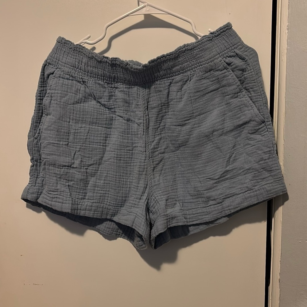 H & M shorts